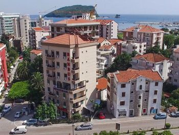 BANBUS APARTMENT APT