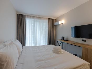 AQUA BATUMI HOTEL & APARTMENTS 4*