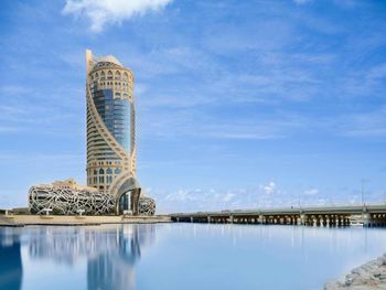MONDRIAN DOHA 5*