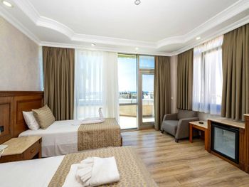 DALAN HOTEL 3*
