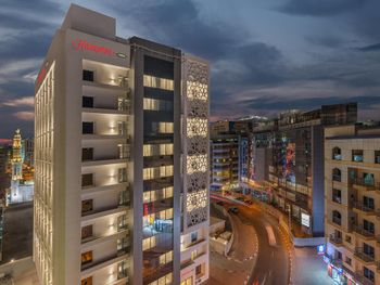 HAMPTON BY HILTON DUBAI AL BARSHA 3*