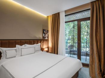 ELEA OLD TBILISI HOTEL 4*
