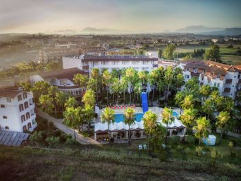 NERGOS GARDEN HOTEL 3*