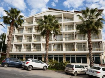 PRIMA HOTEL 3*