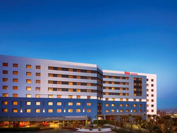 IBIS ZEYTINBURNU 3*