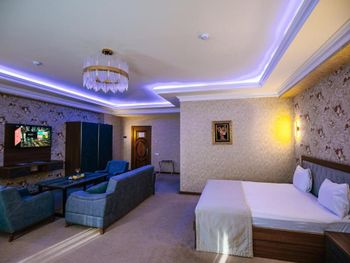 ROYAL SAPPHIRE HOTEL 4*