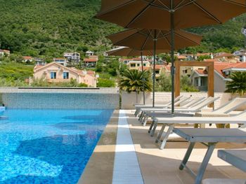 SUN VILLAGE APARTMENTS