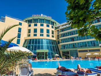 IVANA PALACE 3 *