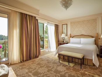 FOUR SEASONS CAIRO AT THE FIRST RESIDENCE 5*
