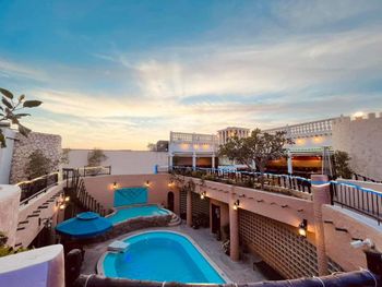 AL LIWAN SUITES 4*