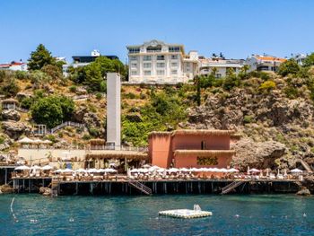 LA BOUTIQUE HOTEL 4*