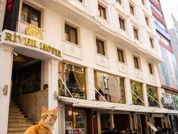 RIVER HOTEL 2*