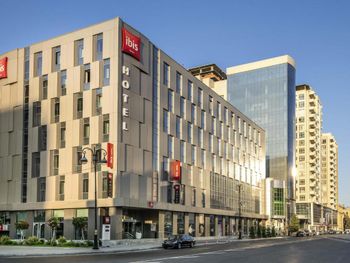 IBIS BAKU CITY 3*