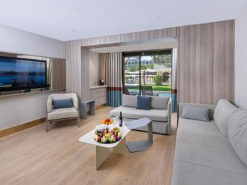 DUCALE LARA (EX. VENEZIA PALACE DELUXE RESORT) 5*