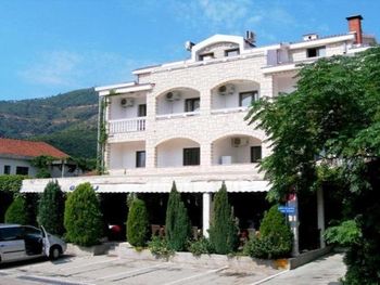 HOTEL GRBALJ 3*