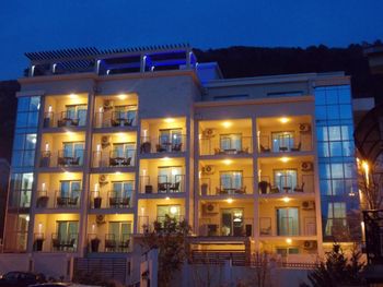 APARTMENTS AND ROOMS GRAND PALAZZO (EX. VILLA GRAND PALLAZZO)  4*
