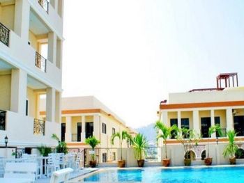 EURASIA BOUTIQUE HOTEL AND RESIDENCE PATTAYA 3*