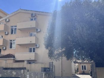STEVAN APARTMENTS VILLA 3*