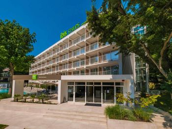 IBIS STYLES GPLDEN SANDS ROOMER HOTELS 3*