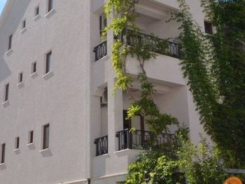 VILLA BONITA 3*