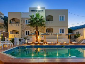 NIKOS APARTMENTS 3*