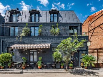 COMMUNAL HOTEL PLEKHANOVI 4*
