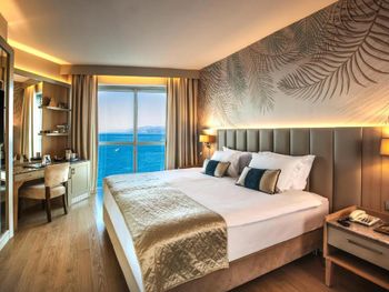CHARISMA DELUXE HOTEL 5*