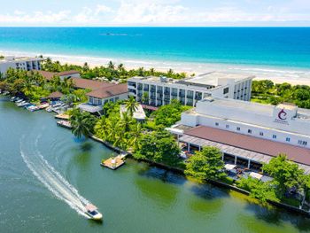 CENTARA CEYSANDS RESORT & SPA 4*