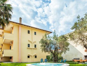 LEMON GARDEN VILLA APARTMENT