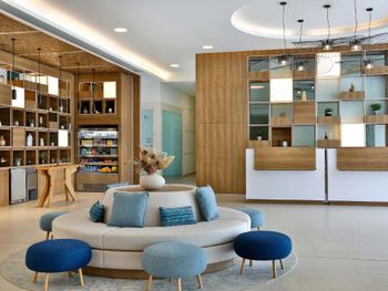 ELEMENT DUBAI AIRPORT 4*