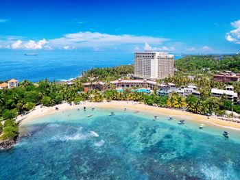 ARALIYA BEACH RESORT & SPA UNAWATUNA 5*