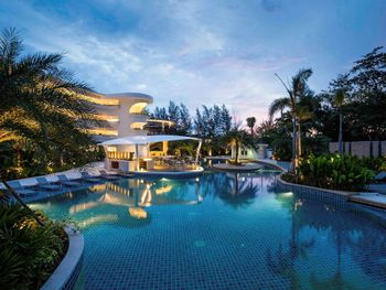NOVOTEL PHUKET KARON BEACH RESORT AND SPA 4*