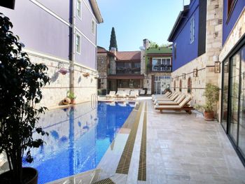 FIORE GARDEN SUITES BY ALP PASA 4*