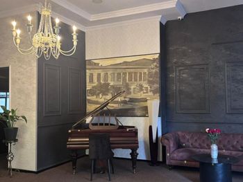 AURA BOUTIQUE HOTEL 3*