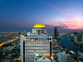 TOWER CLUB AT LEBUA 5*