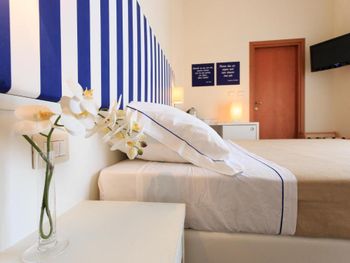 MINI HOTEL (RIMINI) 3*