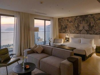 DECEMBER HOTEL 5*