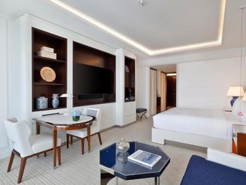 WALDORF ASTORIA LUSAIL 5*