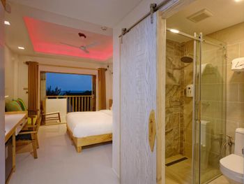 LUAU BEACH INN MALDIVES 4*