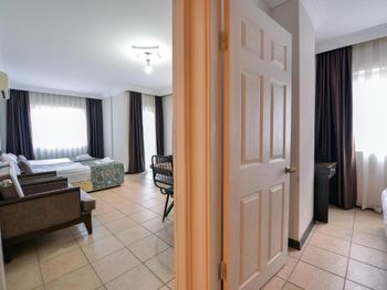 CITY INN FAMILY APART 3*