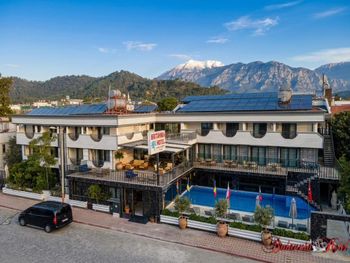 BRITANNIA HOTEL VILLAGE 3*