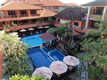 WINA HOLIDAY VILLA KUTA 4*