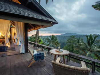 BUAHAN A BANYAN TREE ESCAPE 5*