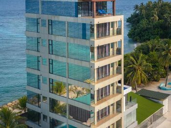 SWARN BY HAWKS HOTELS (EX. CLARKS EXOTICA KAMADHOO MALDIVES) 4*
