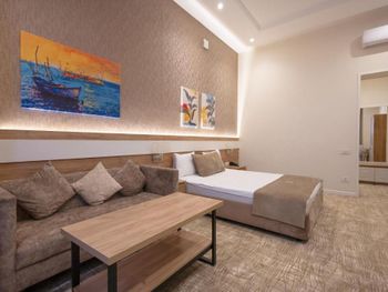 MERIDA HOTEL 4*