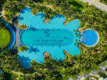 THE EMPYREAN CAM RANH BEACH RESORT (EX. THE ARENA CAM RANH RESORT) 5*