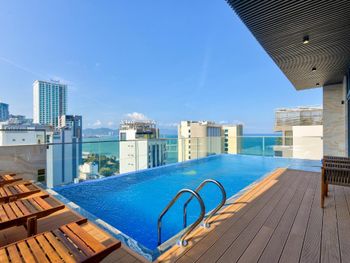MARIS HOTEL NHA TRANG 4*