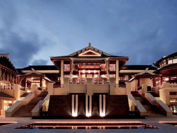 THE RITZ-CARLTON SANYA YALONG BAY 5*