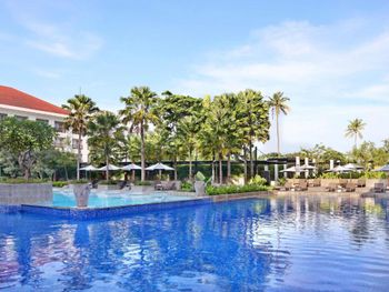 GRAND MERCURE BALI SEMINYAK 5*