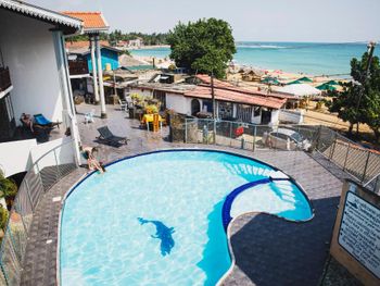 NEPTUNE BAY HOTEL 4*